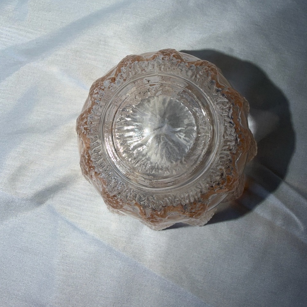 Vintage Pink Textured Glass Lotus Flower Bowl – 3" Petal Candy Dish - Picture 4 of 6